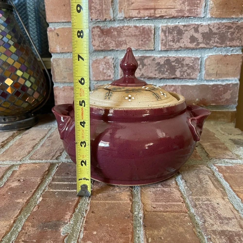 Parsley Pottery Stoneware Casserole Dish with Lid